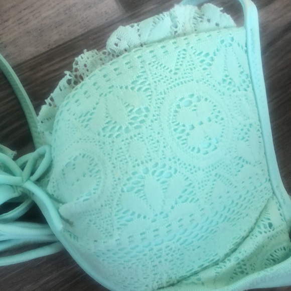 Victoria’s Secret Bombshell Push-up Swim Top - Picture 3 of 3